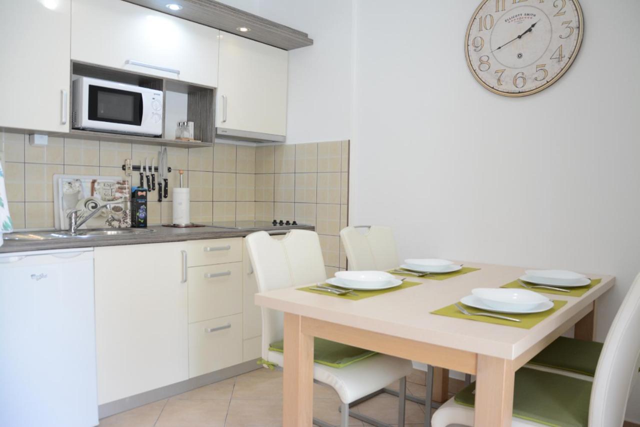 Apartments Marina Ražanac 外观 照片